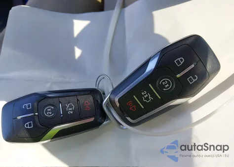 2014 Ford Fusion Hybrid Titanium из США, поврежденный, VIN 3FA6P0RU1ER126683